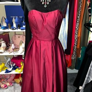 Burgundy prom dress